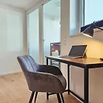 Homebase Am Schloss - Perfekt Fuer Gruppen - 4 - 1 Haus Σπίτι διακοπών *