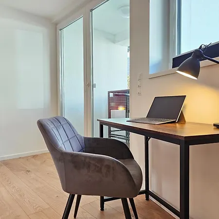 Homebase Am Schloss - Perfekt Fuer Gruppen - 4 - 1 Haus 펜션 *