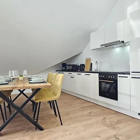 Prázdninový dům Homebase Am Schloss - Perfekt Fuer Gruppen - 4 - 1 Haus *
