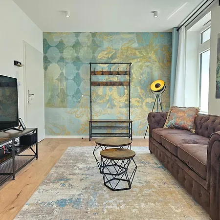 Homebase Am Schloss - Perfekt Fuer Gruppen - 4 - 1 Haus 펜션 몬타바우르