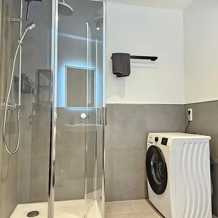 Prázdninový dům Homebase Am Schloss - Perfekt Fuer Gruppen - 4 - 1 Haus Montabaur