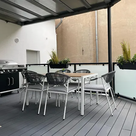 Homebase Am Schloss - Perfekt Fuer Gruppen - 4 - 1 Haus