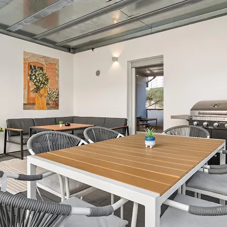 Homebase Am Schloss - Perfekt Fuer Gruppen - 4 - 1 Haus Prázdninový dům