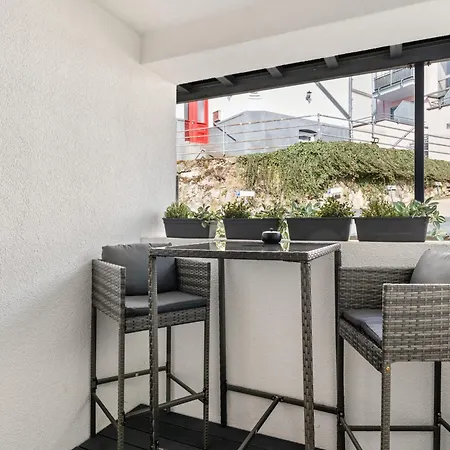 Homebase Am Schloss - Perfekt Fuer Gruppen - 4 - 1 Haus *