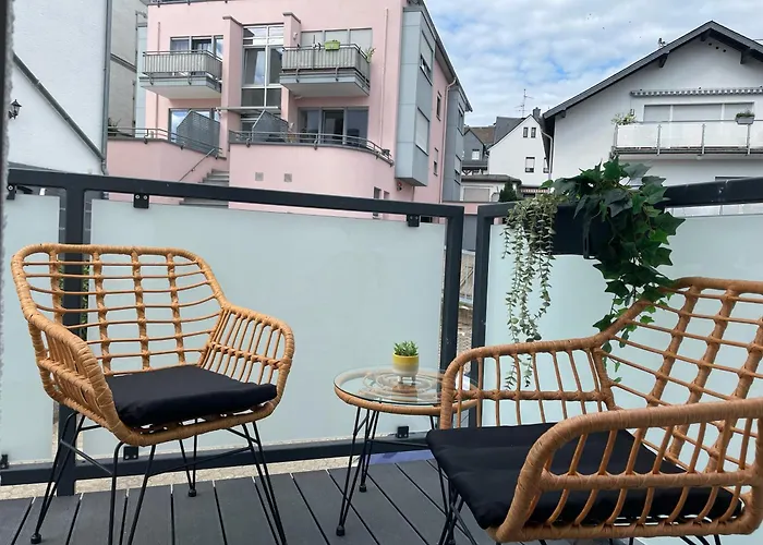 Homebase Am Schloss - Perfekt Fuer Gruppen - 4 - 1 Haus 度假居