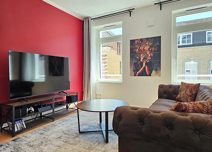 Homebase Am Schloss - Perfekt Fuer Gruppen - 4 - 1 Haus 度假居