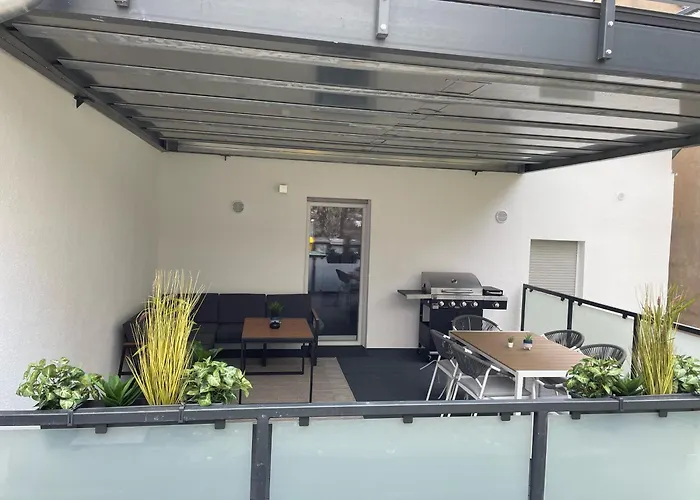 Homebase Am Schloss - Perfekt Fuer Gruppen - 4 - 1 Haus 度假居