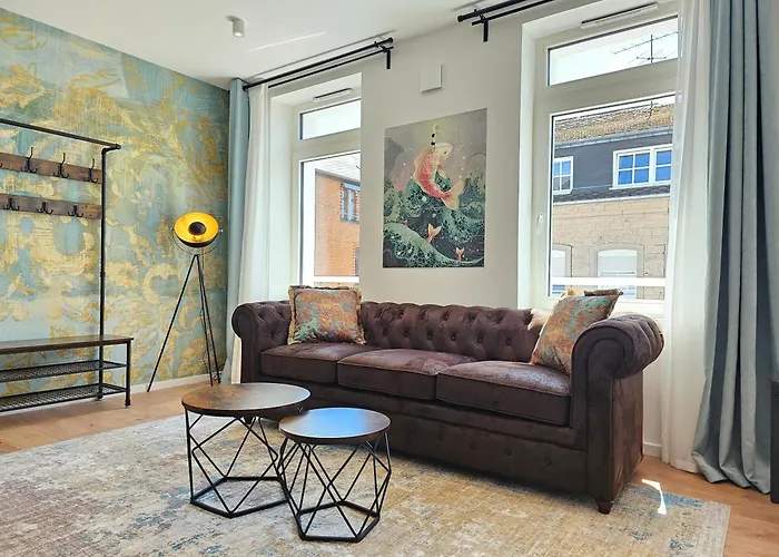 Homebase Am Schloss - Perfekt Fuer Gruppen - 4 - 1 Haus 蒙塔鲍尔