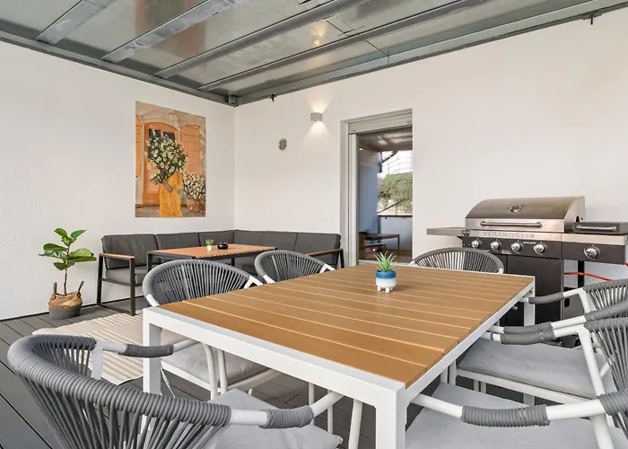 Homebase Am Schloss - Perfekt Fuer Gruppen - 4 - 1 Haus Holiday home